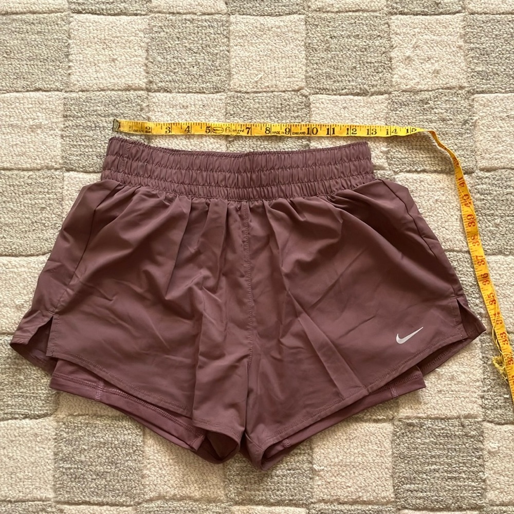 Nike Women's Athletic Shorts Mauve/Pink